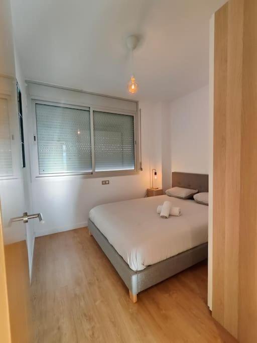 Large Terrace Luxury Apartment Sant Adria de Besos Eksteriør bilde