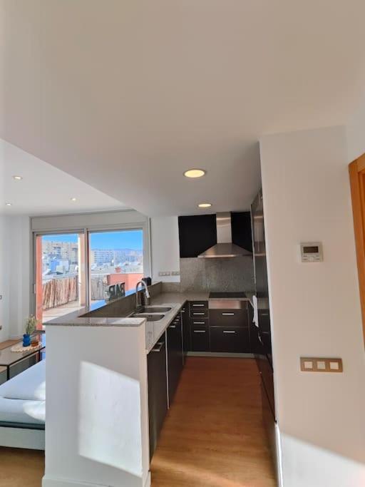 Large Terrace Luxury Apartment Sant Adria de Besos Eksteriør bilde