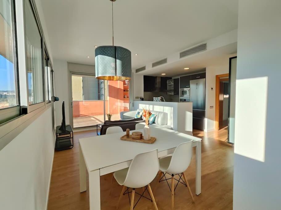 Large Terrace Luxury Apartment Sant Adria de Besos Eksteriør bilde