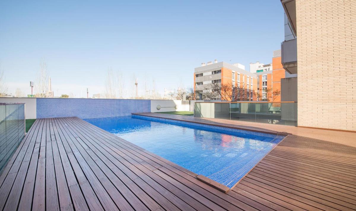 Large Terrace Luxury Apartment Sant Adria de Besos Eksteriør bilde