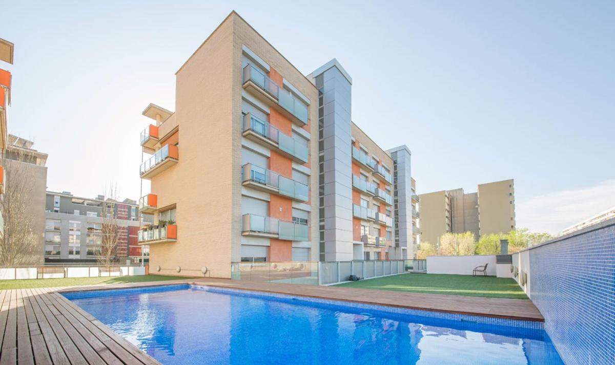 Large Terrace Luxury Apartment Sant Adria de Besos Eksteriør bilde
