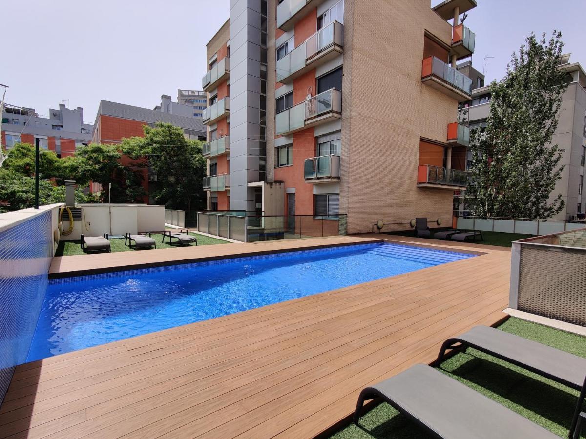 Large Terrace Luxury Apartment Sant Adria de Besos Eksteriør bilde