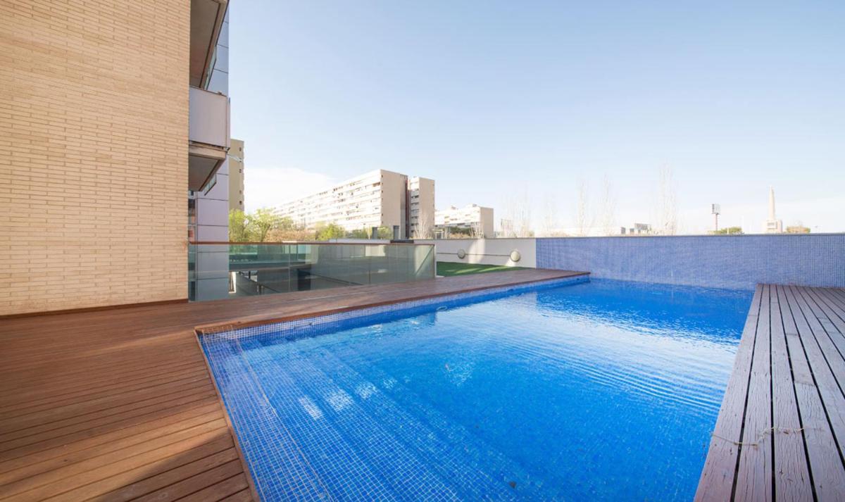 Large Terrace Luxury Apartment Sant Adria de Besos Eksteriør bilde